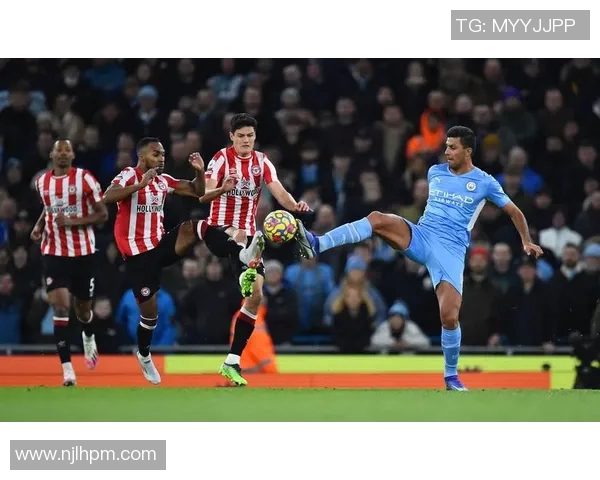 英超焦点战切尔西十人应战1-1战平阿森纳主场七年不胜主帅怒斥裁判判罚